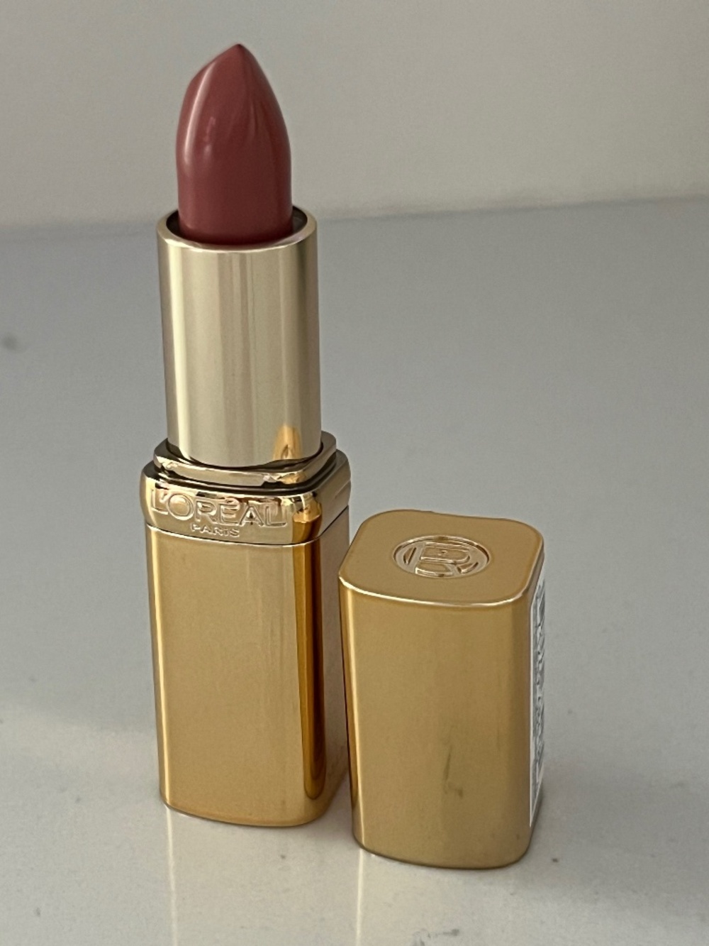 L'Oreal Paris Colour Riche Original Satin Lipstick Moisturized Lips Worth It 601